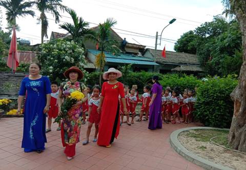 tham quan 5-6te006.jpg